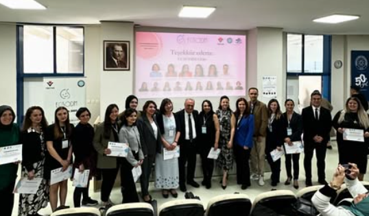 TÜBİTAK1001 “Erken Çocuklukta Sürdürülebilir Sosyal Duygusal İyi Oluşu Desteklemek İçin Bir Anaokulu Modeli Önerisi” başlıklı projemizin kapanış toplantısı gerçekleşti