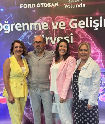 AÇIKBEYİN ile Öğrenme ve Gelişim Zirvesi’nde Ford Otosan çalışanları ile buluştuk.