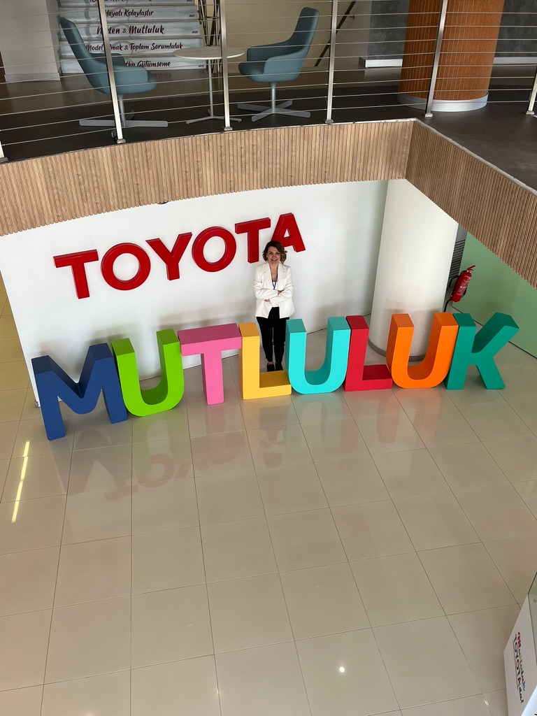Toyota Türkiye Yöneticileri ile İkinci Kez, “Liderler İçin Duygusal Zekâ” Eğitimiyle Bir Araya Gelmekten Büyük Mutluluk Duyduk