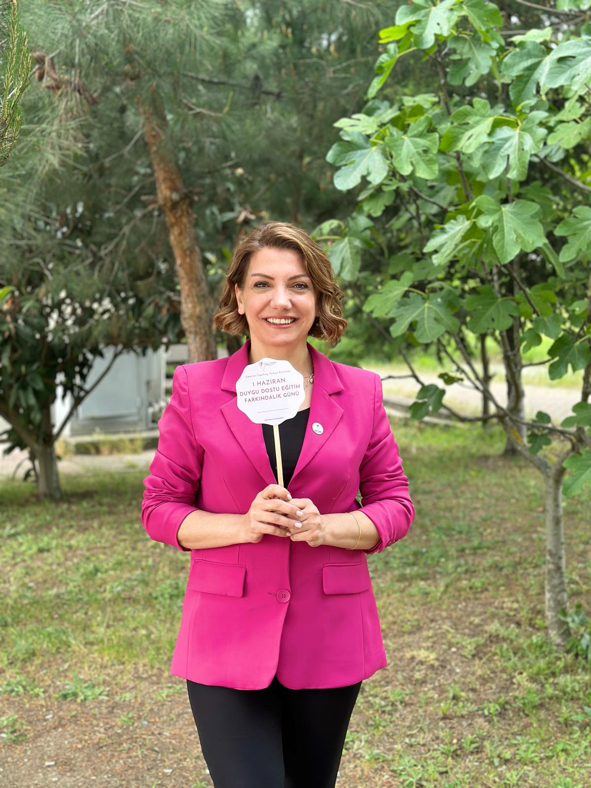 Duygu Dostu Öğretmenlik: Sınıfta Duygu Dostu Iletısım